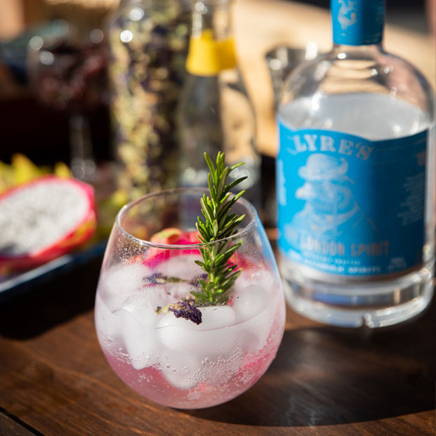Lyre's Dry London Spirit (700ml) (Non-alcoholic) - Image 3